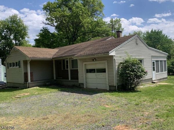 617 Foothill Rd, Bridgewater, NJ 08807