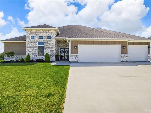 960 Rosenthal Drive, Tipp City, OH 45373