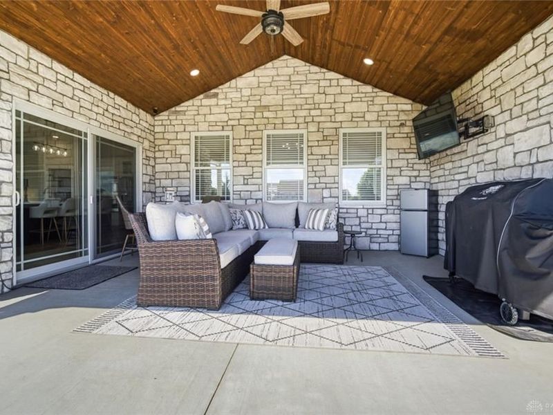 960 Rosenthal Drive, Tipp City, OH 45373 Photo 33