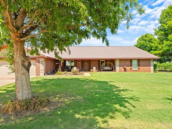 15025 SW 59th Street, Yukon, OK 73099