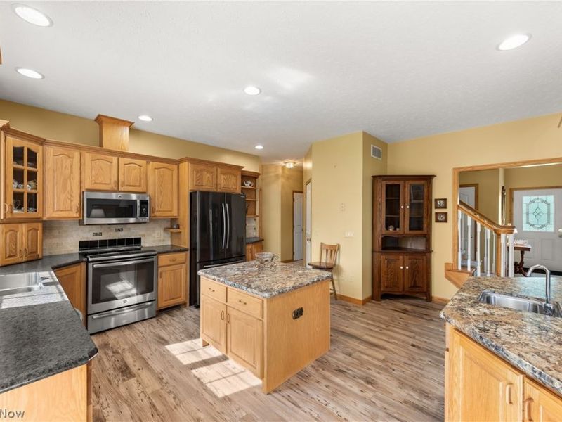 212 Brown Street, Wellington, OH 44090 Photo 14