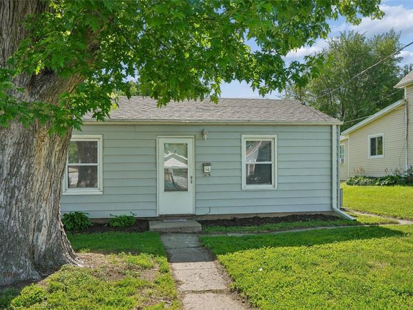 3305 E 13th Street, Des Moines, IA 50316