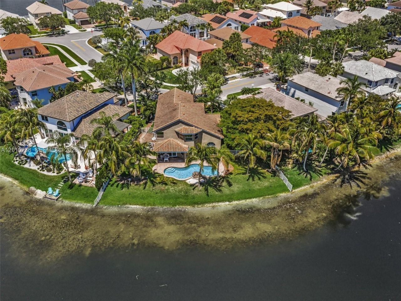 18442 NW 12th St , Pembroke Pines, FL 33029 Photo