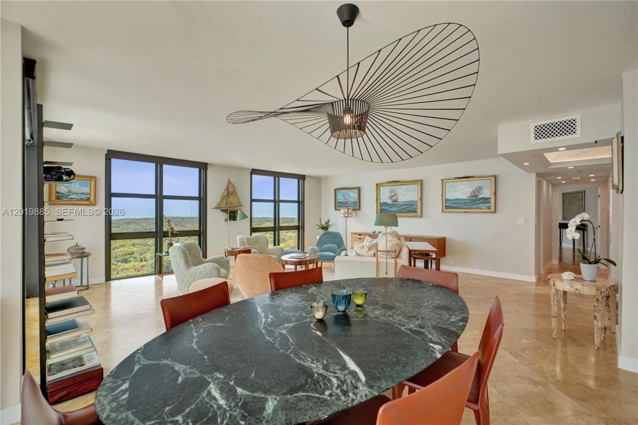 1111 Crandon Blvd, Unit B1108, Key Biscayne, FL 33149 Photo