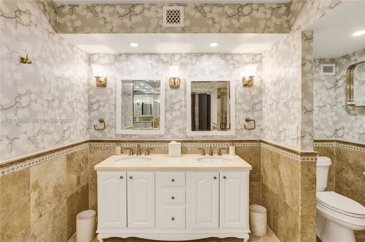 1111 Crandon Blvd, Unit B1108, Key Biscayne, FL 33149 Photo