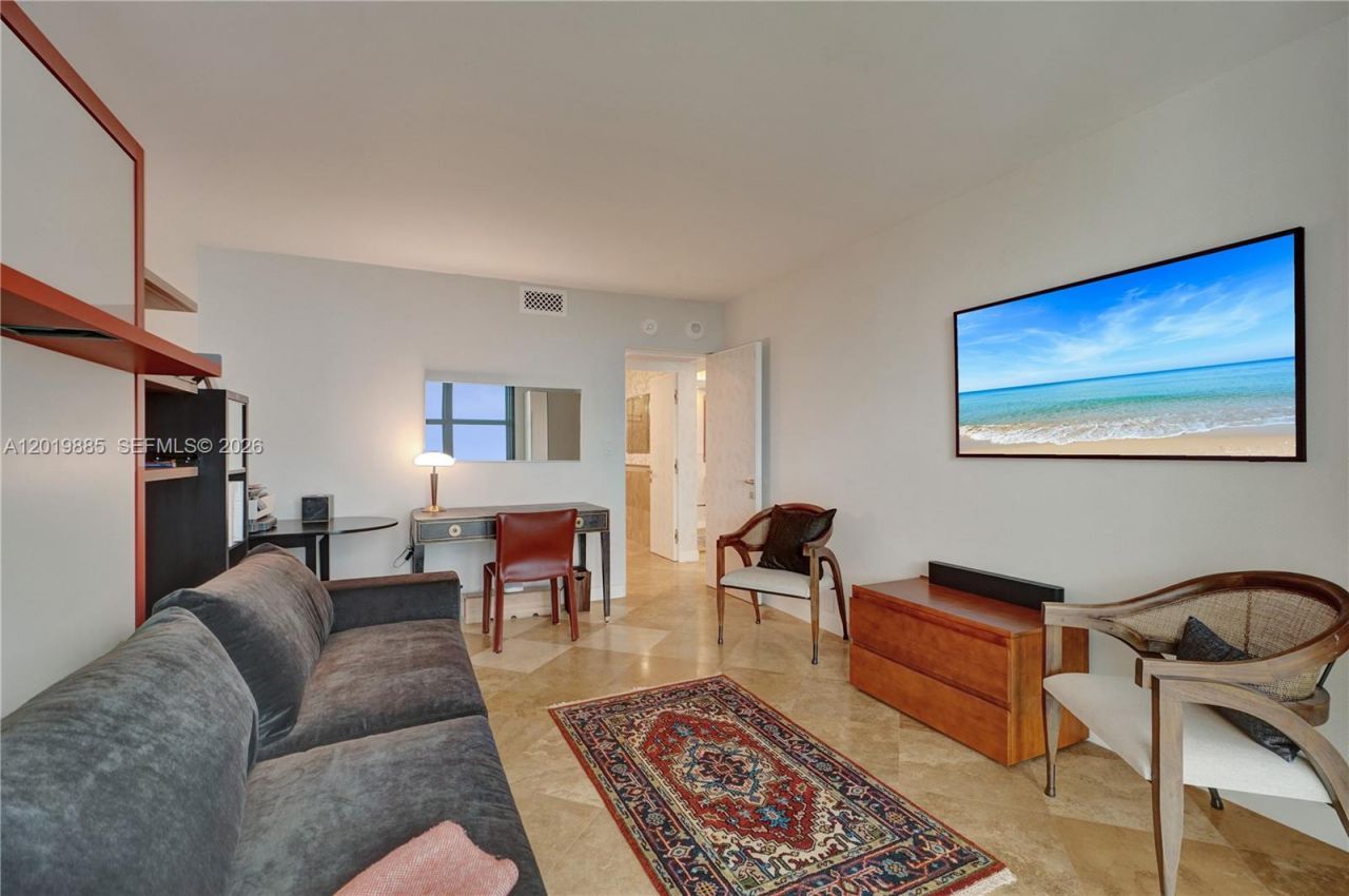 1111 Crandon Blvd, Unit B1108, Key Biscayne, FL 33149 Photo