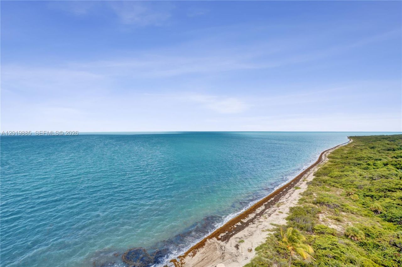 1111 Crandon Blvd, Unit B1108, Key Biscayne, FL 33149 Photo