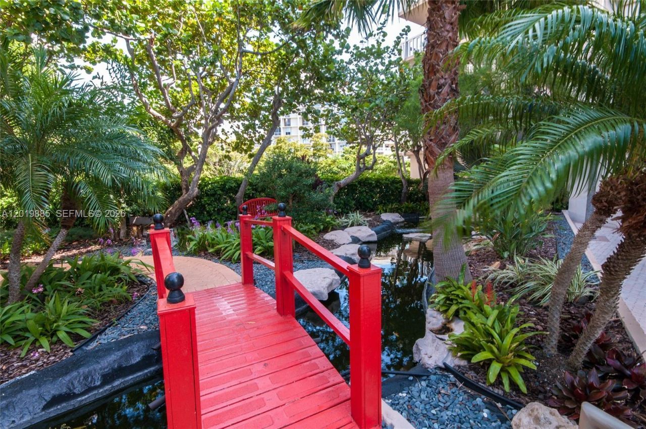 1111 Crandon Blvd, Unit B1108, Key Biscayne, FL 33149 Photo
