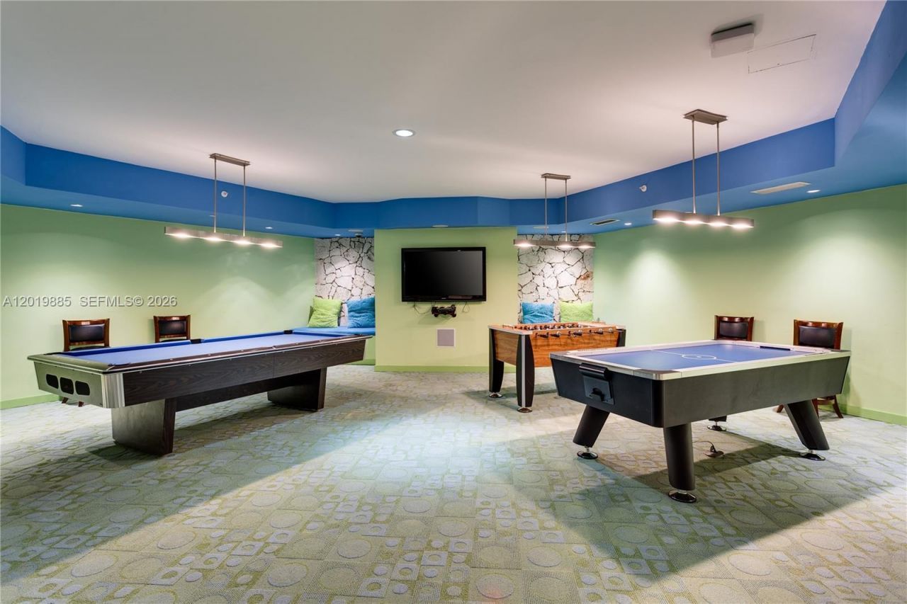 1111 Crandon Blvd, Unit B1108, Key Biscayne, FL 33149 Photo