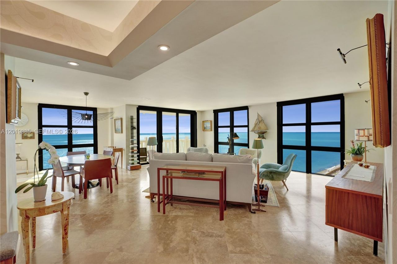 1111 Crandon Blvd, Unit B1108, Key Biscayne, FL 33149 Photo