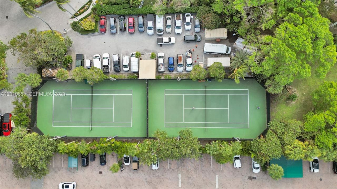 1111 Crandon Blvd, Unit B1108, Key Biscayne, FL 33149 Photo