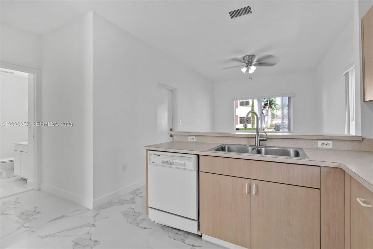 10245 SW 154th Pl , Unit 112-3, Miami, FL 33196 Photo