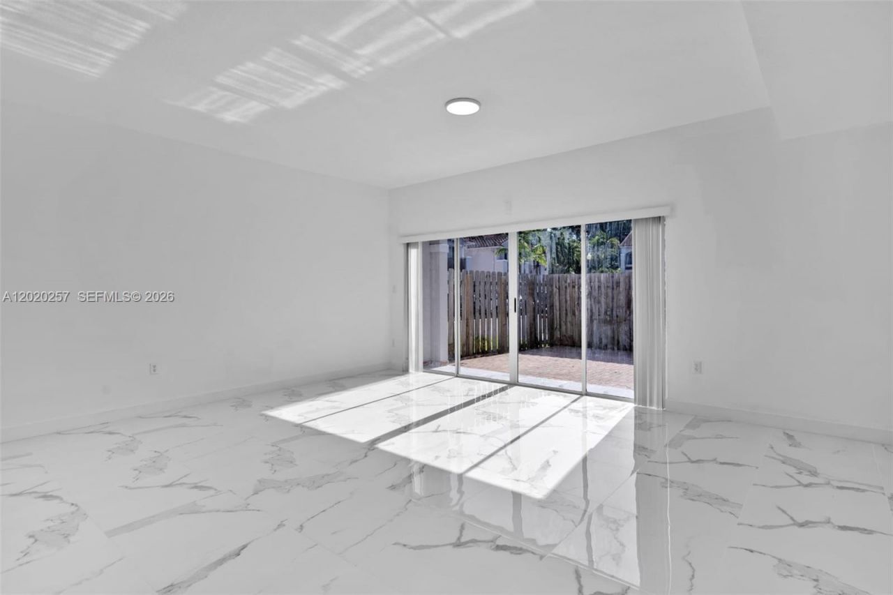 10245 SW 154th Pl , Unit 112-3, Miami, FL 33196 Photo