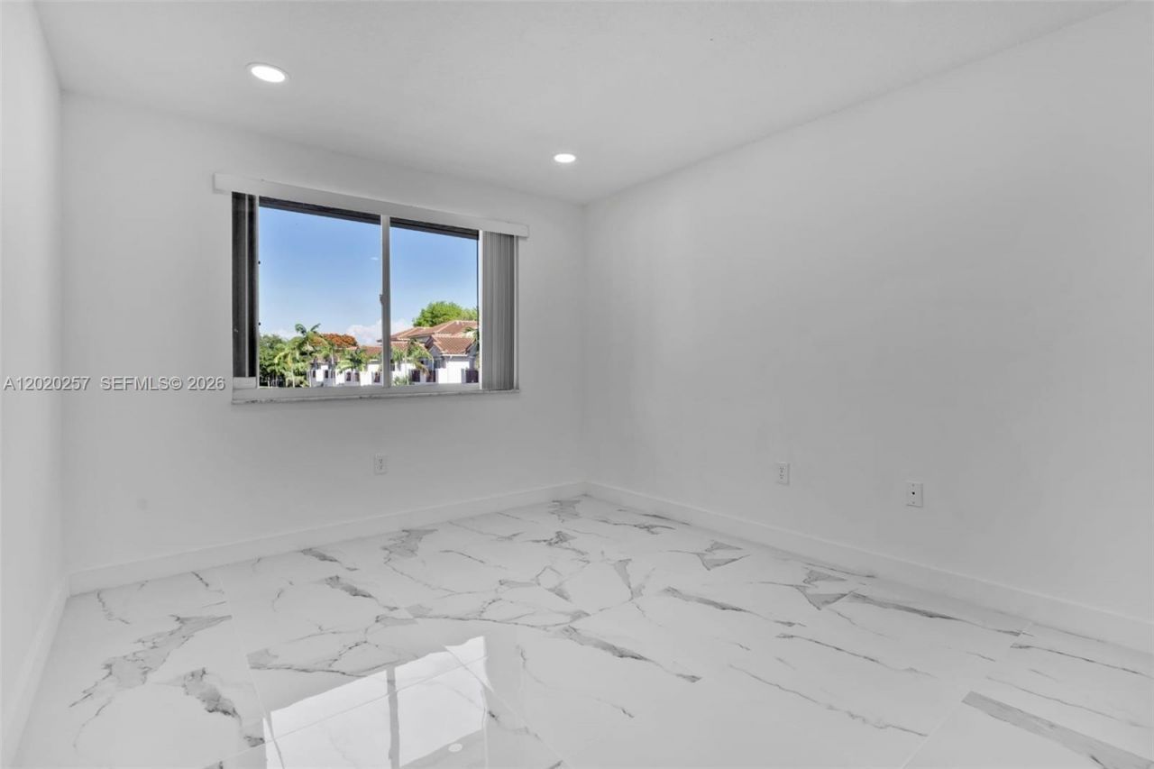 10245 SW 154th Pl , Unit 112-3, Miami, FL 33196 Photo