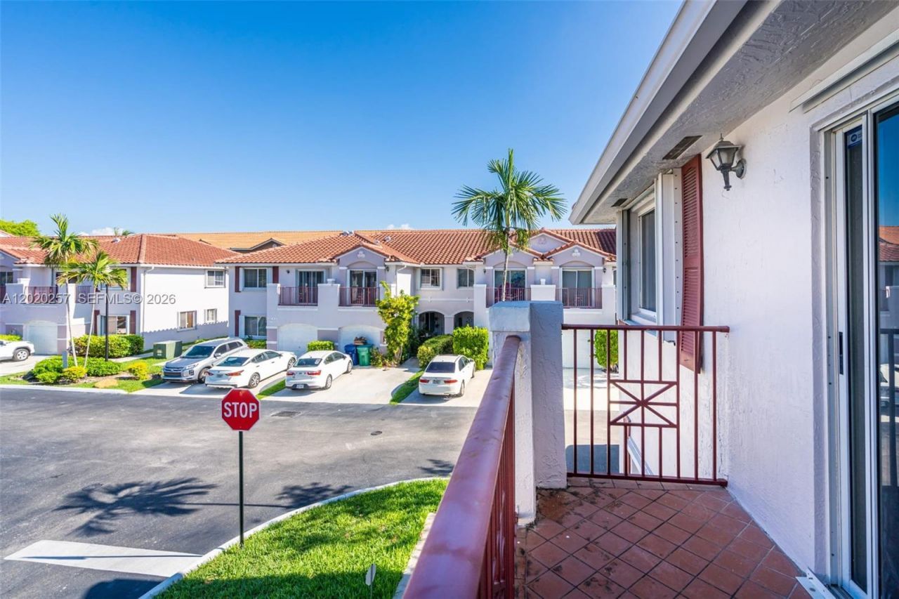 10245 SW 154th Pl , Unit 112-3, Miami, FL 33196 Photo