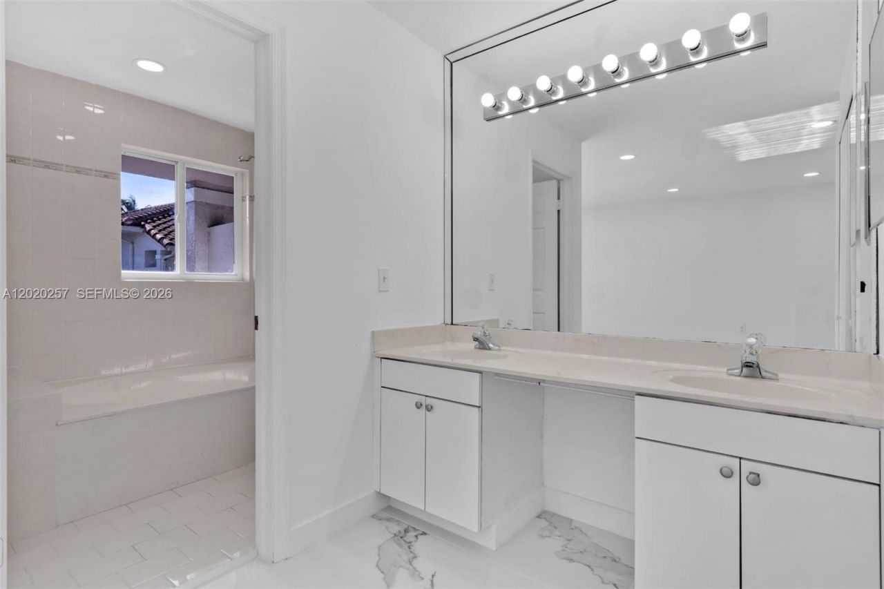 10245 SW 154th Pl , Unit 112-3, Miami, FL 33196 Photo