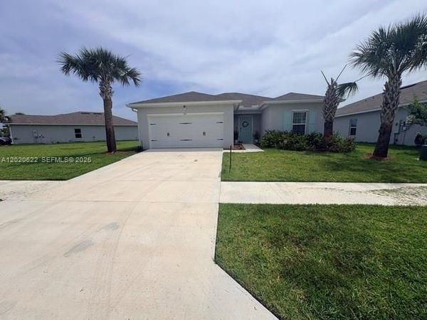 103 Pummelo Pl, Fort Pierce, FL 34981