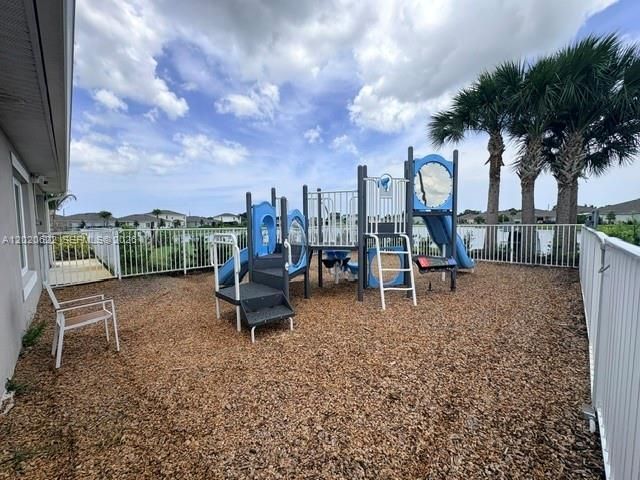 103 Pummelo Pl, Fort Pierce, FL 34981 Photo