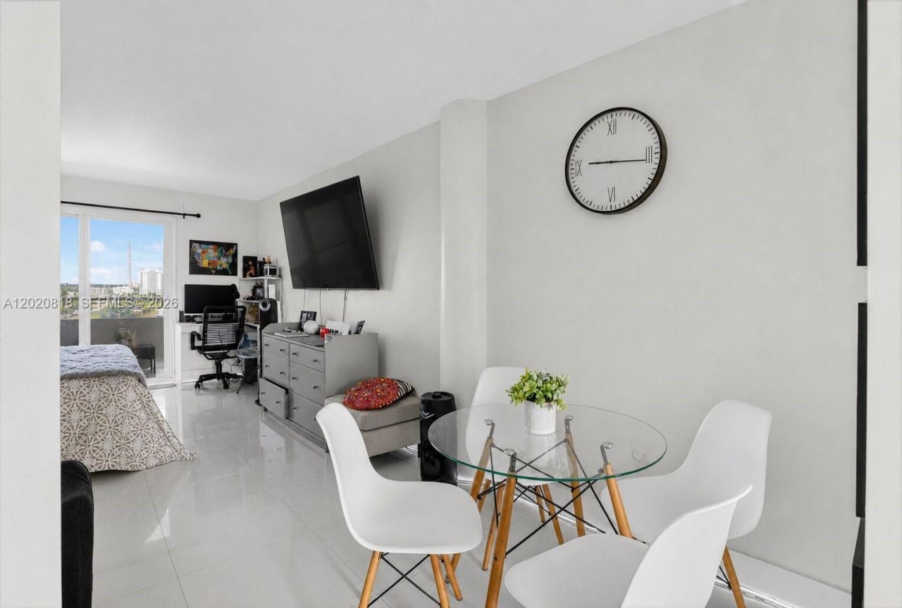 7904 West Dr , Unit 1006, North Bay Village, FL 33141 Photo