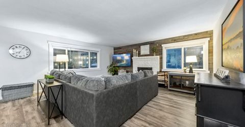 1802 Elks Club Drive, South Lake Tahoe, CA 96150 Photo