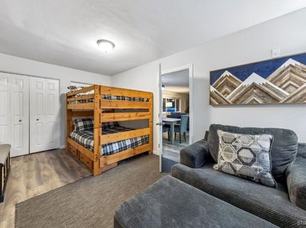 1802 Elks Club Drive, South Lake Tahoe, CA 96150 Photo