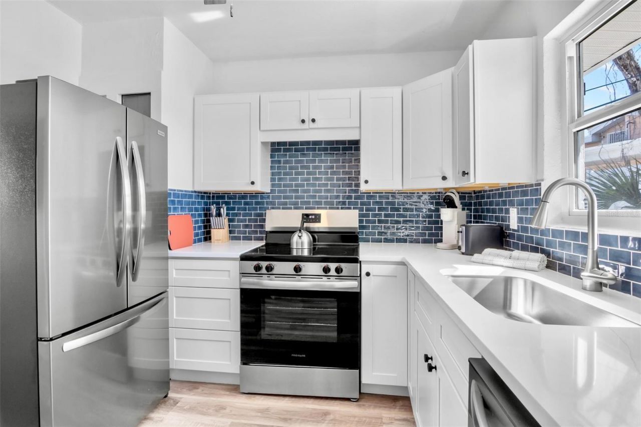 1138 Sun N Sea Drive, Sarasota, FL 34242 Photo
