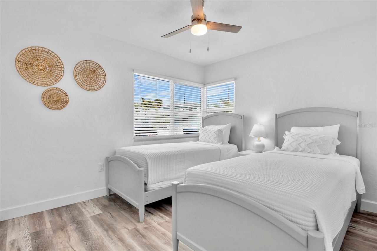 1138 Sun N Sea Drive, Sarasota, FL 34242 Photo