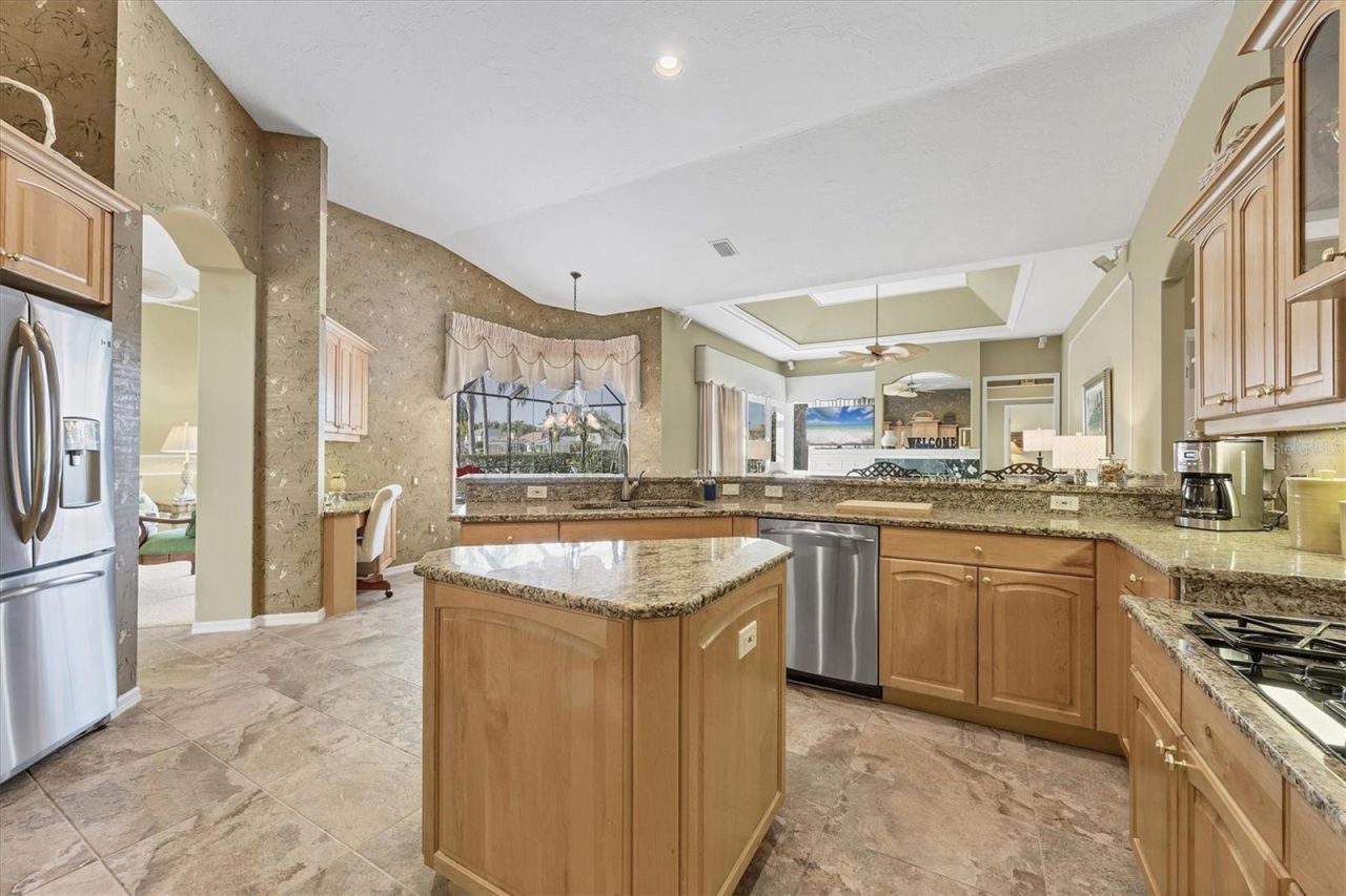 7039 Stanhope Place, University Park, FL 34201 Photo