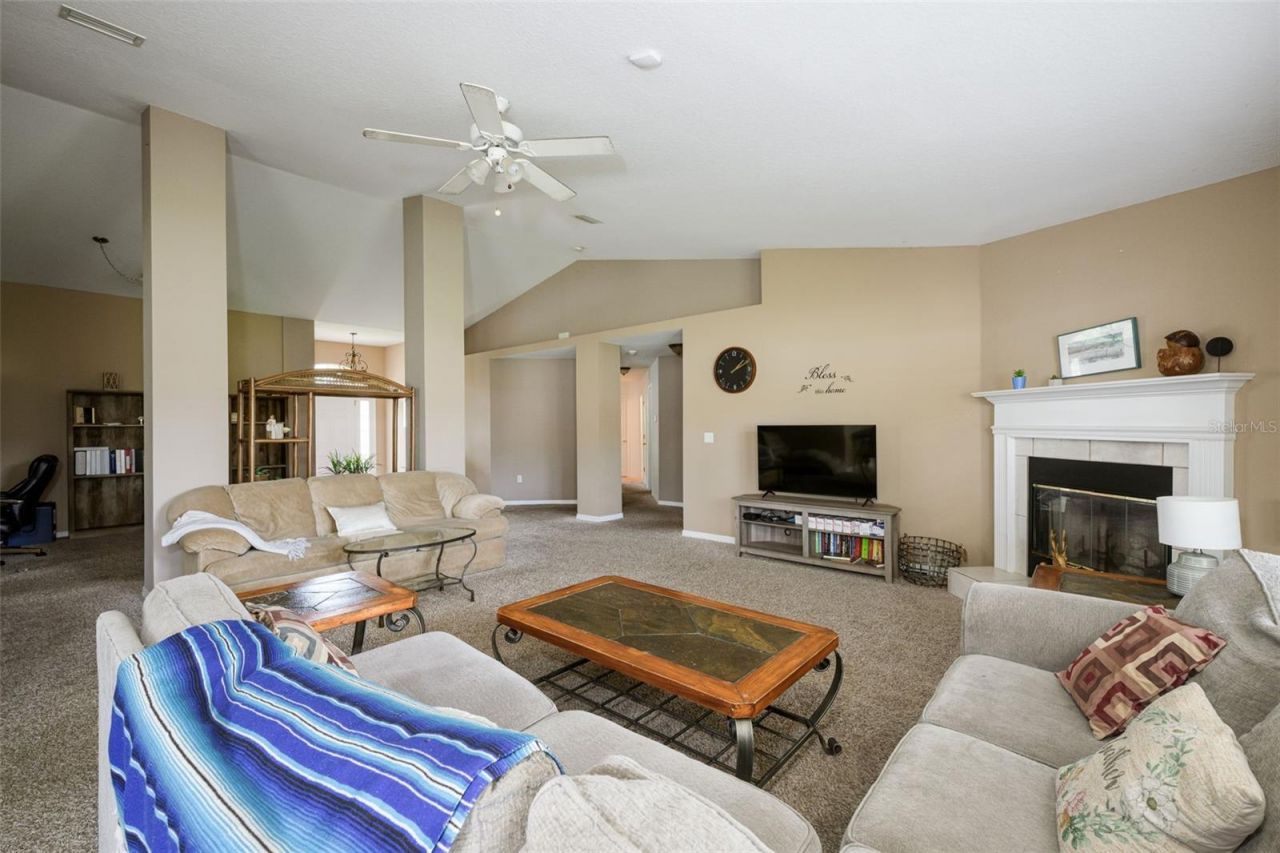 11 Riddle Drive , Palm Coast, FL 32164 Photo
