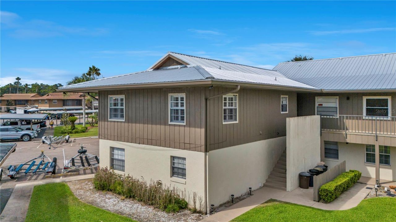 1640 Juno Trail, Unit 205C, Astor, FL 32102 Photo
