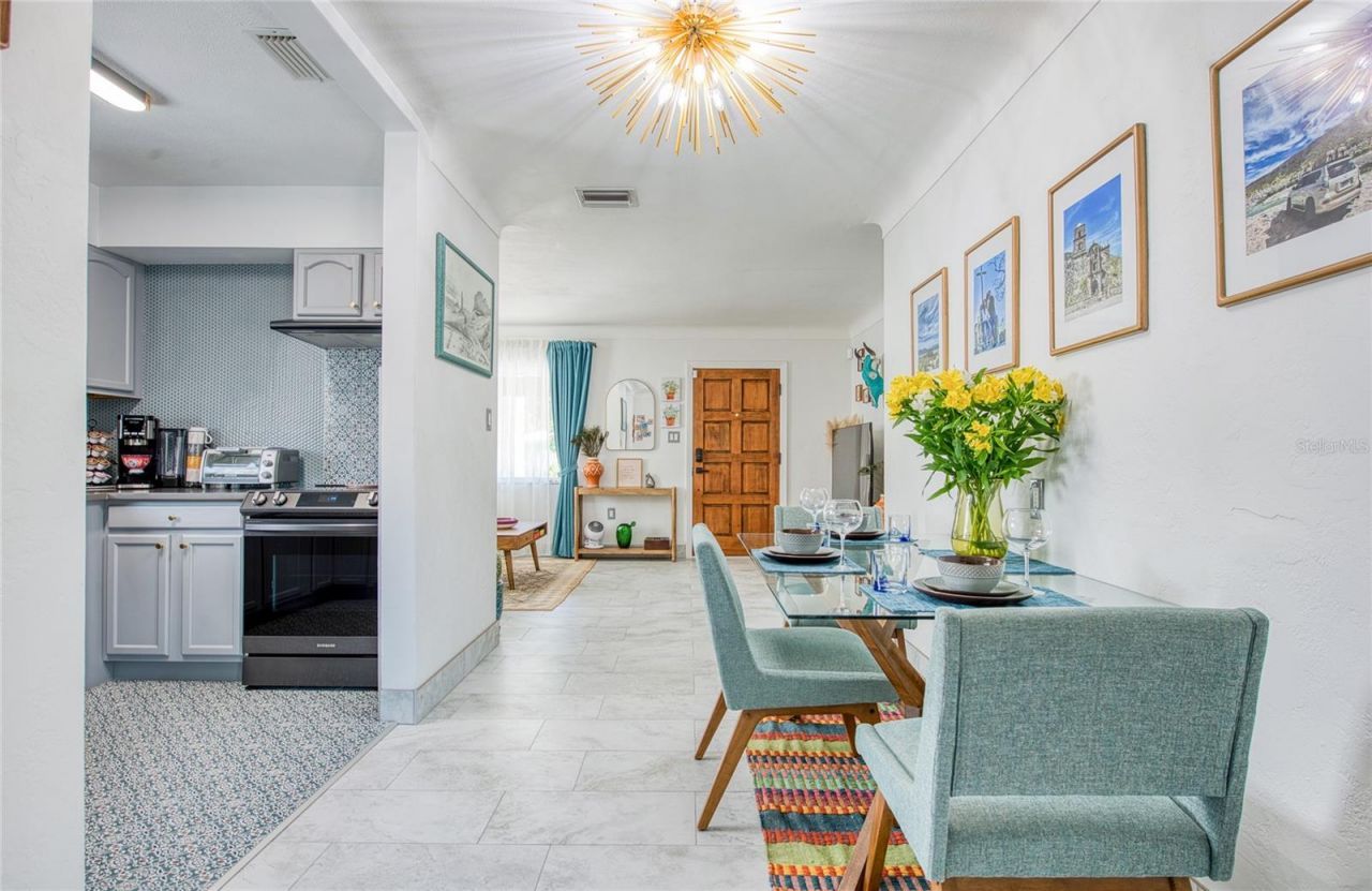 425 46th Avenue S, Saint Petersburg, FL 33705 Photo