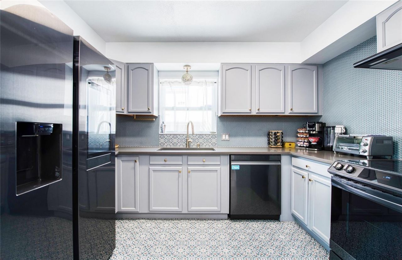 425 46th Avenue S, Saint Petersburg, FL 33705 Photo