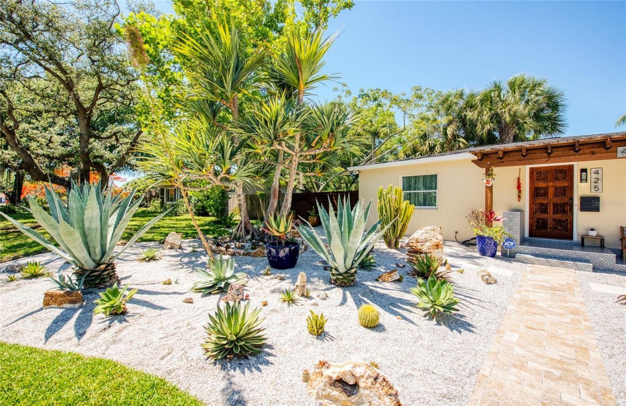 425 46th Avenue S, Saint Petersburg, FL 33705 Photo