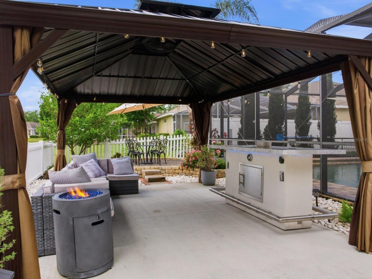 6320 Nikki Lane, Tampa, FL 33625 Photo