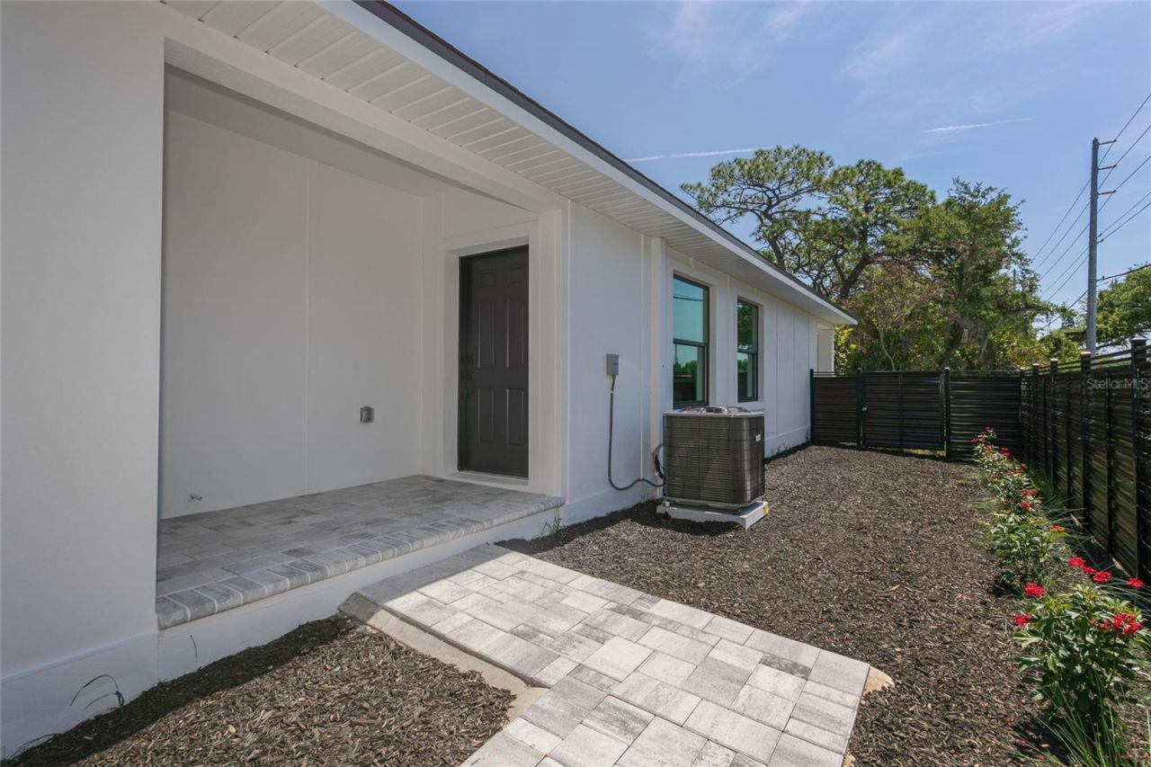2561/2563 21st Street S, Saint Petersburg, FL 33712 Photo