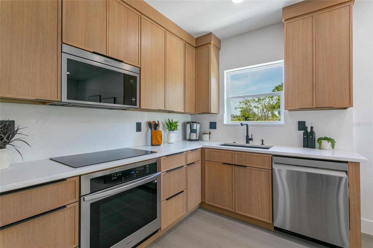 2561/2563 21st Street S, Saint Petersburg, FL 33712 Photo