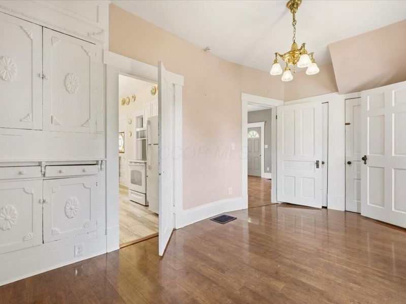 206 N Division Street , Mount Vernon, OH 43050 Photo 12