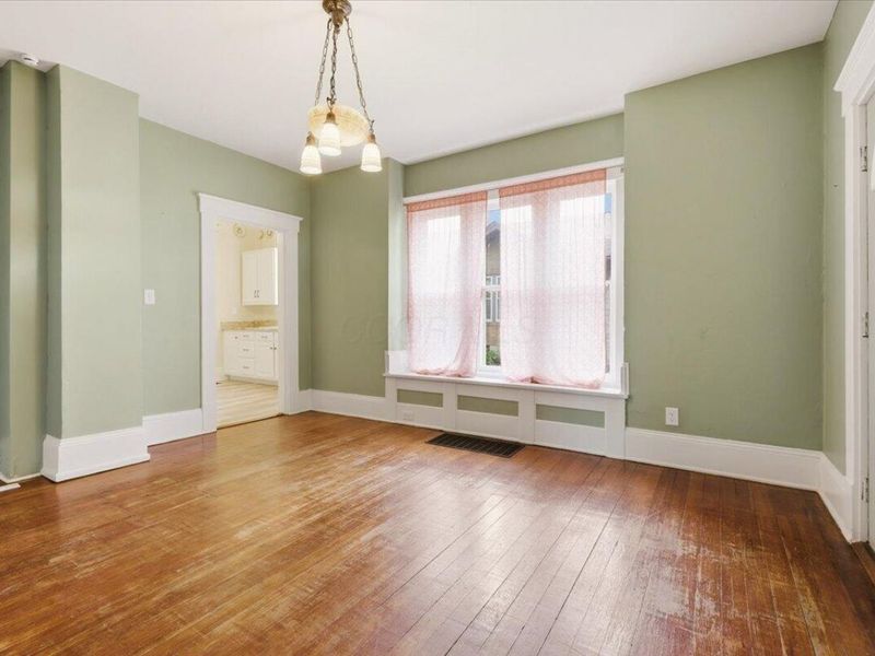 206 N Division Street , Mount Vernon, OH 43050 Photo 6