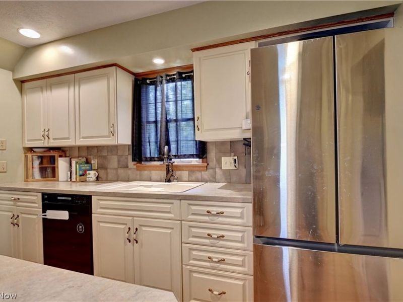 1036 Briarview Avenue NW, North Canton, OH 44720 Photo 20