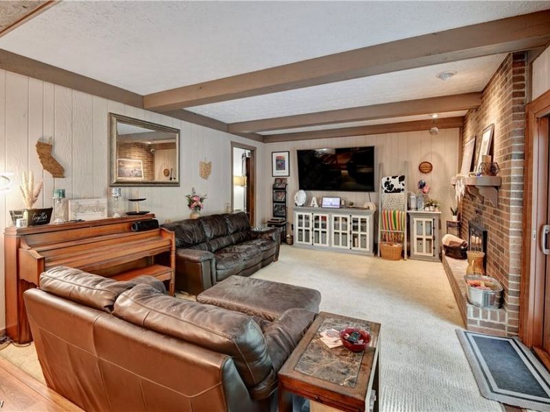 1036 Briarview Avenue NW, North Canton, OH 44720 Photo 8