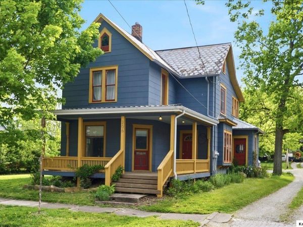 206 N Division St, Mount Vernon, OH 43050