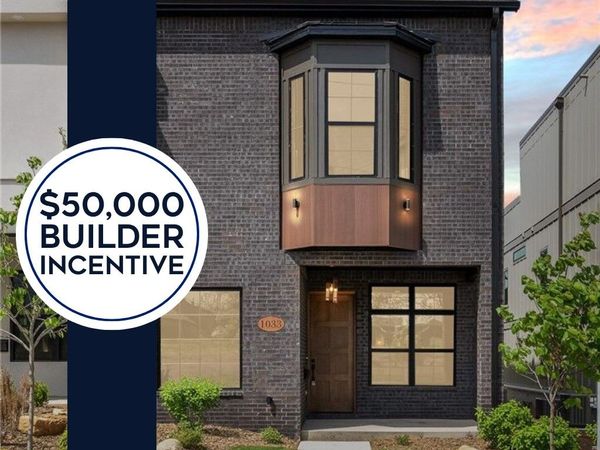 1033 NW A Street, Bentonville, AR 72712