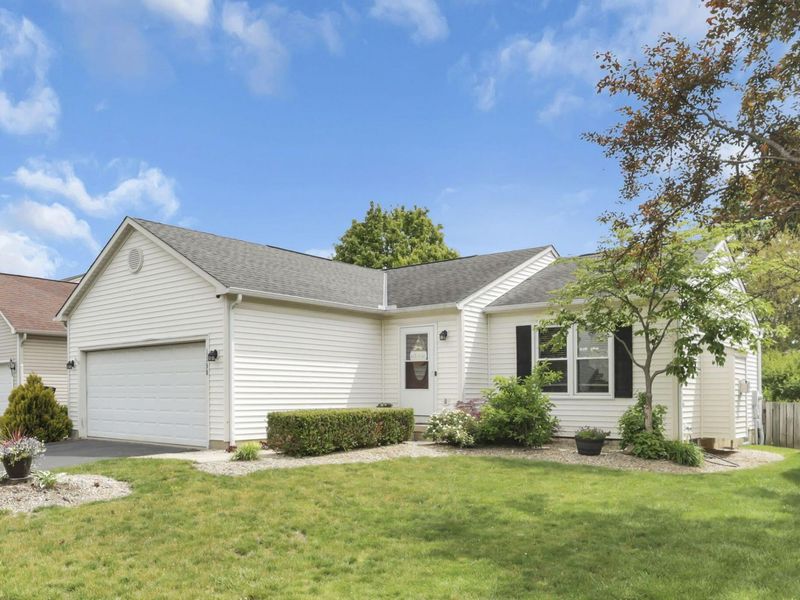 1338 Bluffton Court, Columbus, OH 43228 Photo 2