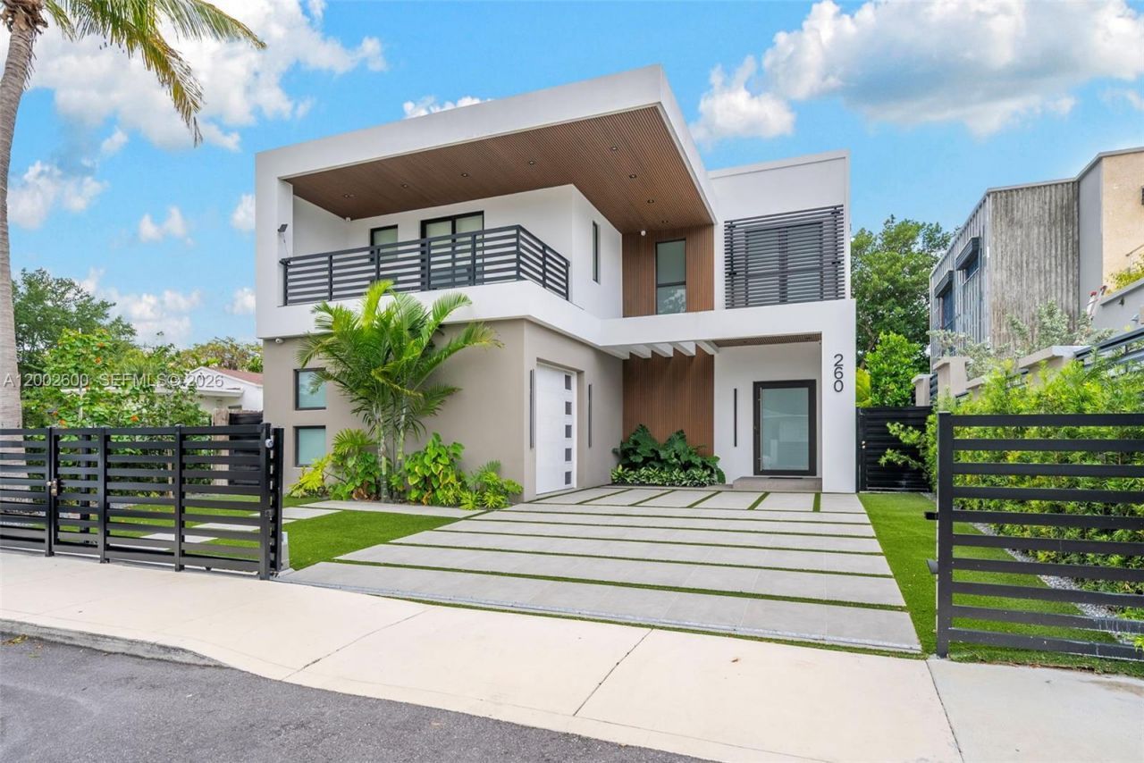 260 NW 47th St, Miami, FL 33127 Photo