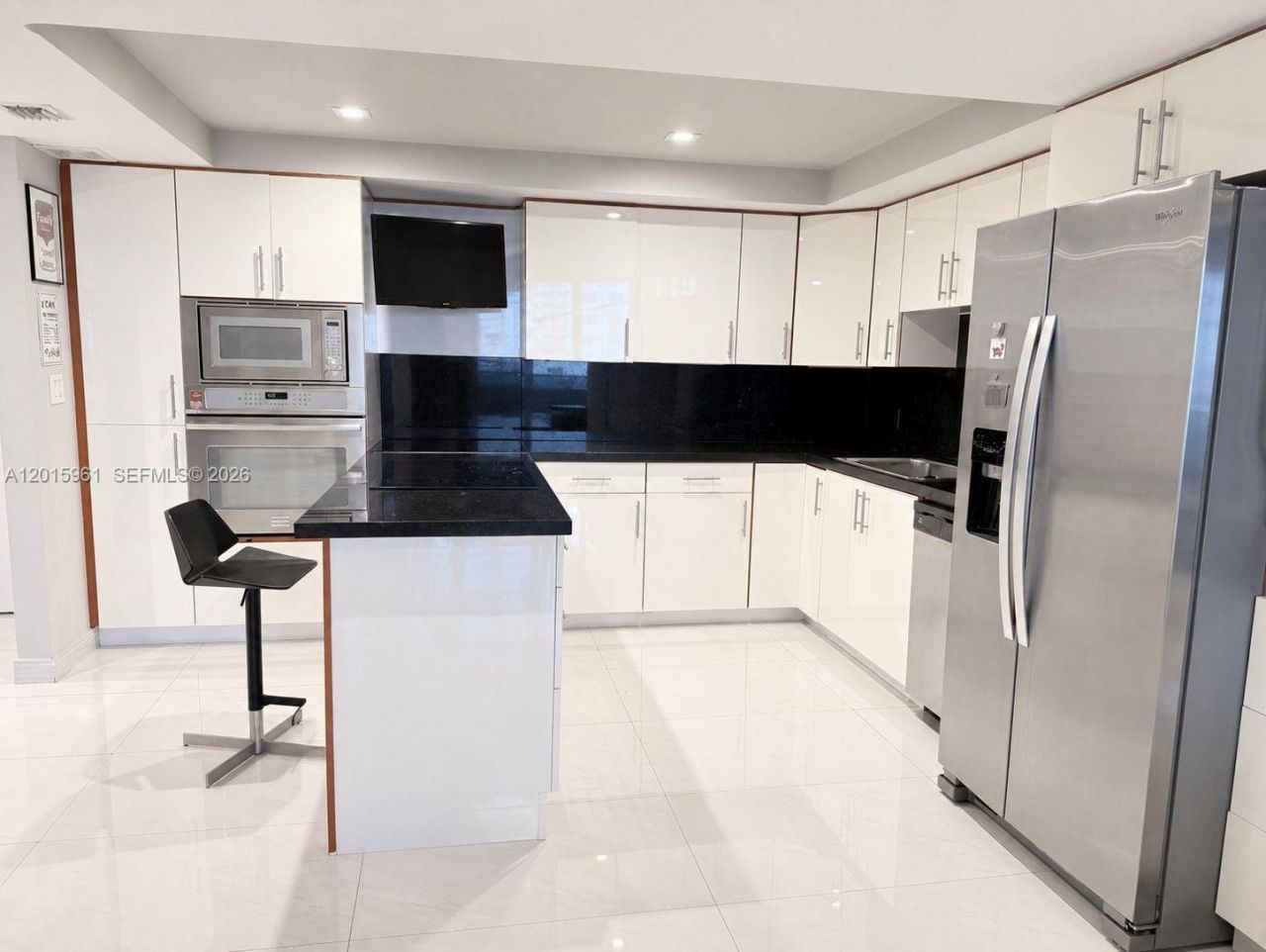 19380 Collins Ave , Unit 402, Sunny Isles Beach, FL 33160 Photo