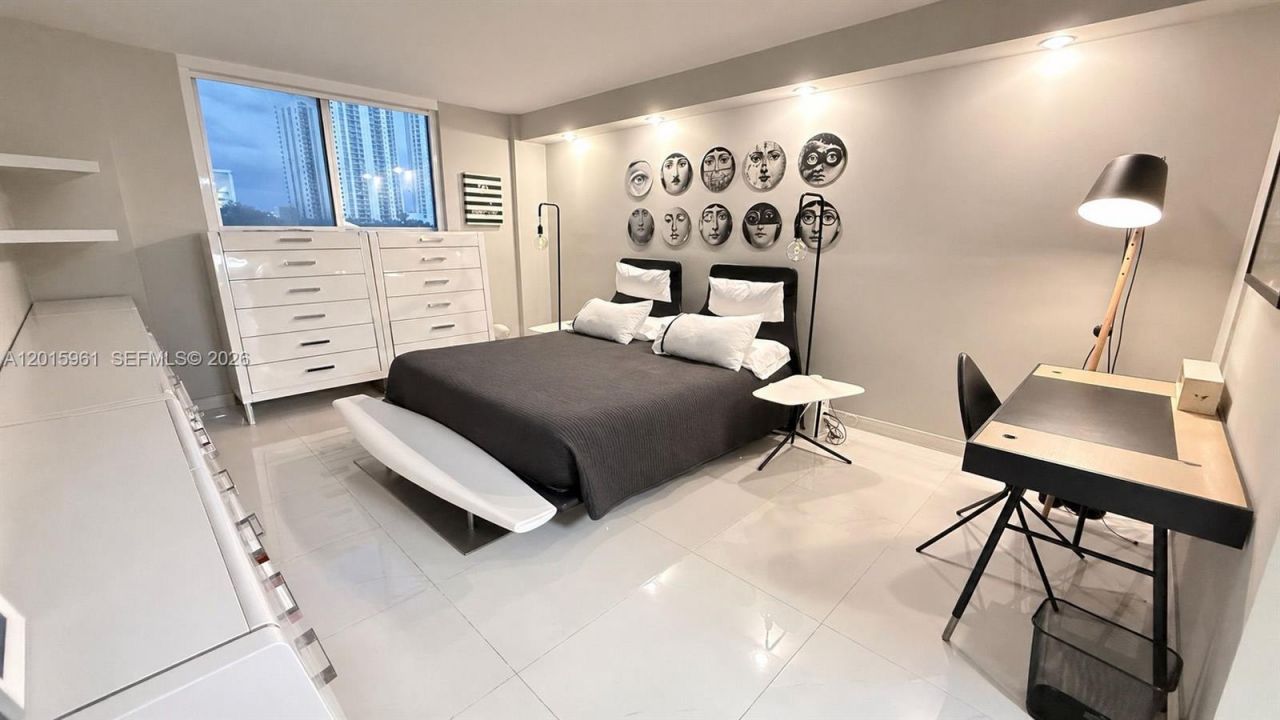 19380 Collins Ave , Unit 402, Sunny Isles Beach, FL 33160 Photo
