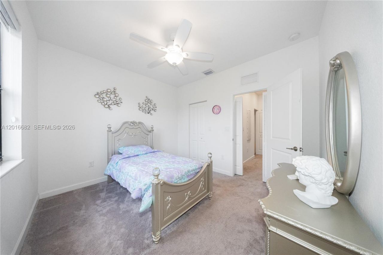 18236 SW 148th Rd , Miami, FL 33187 Photo