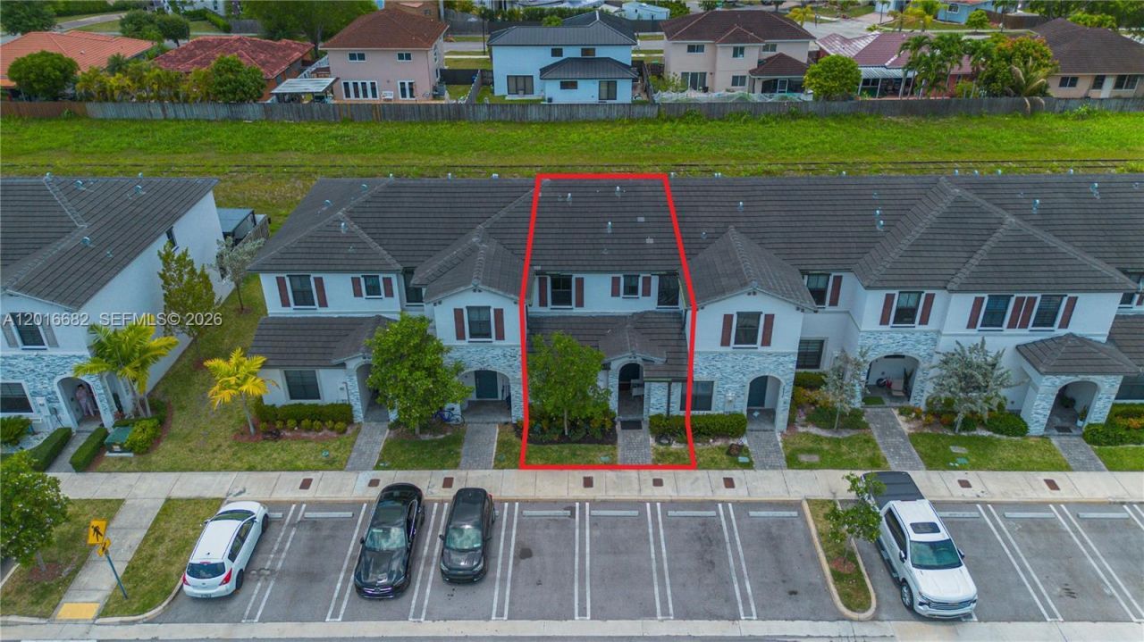 18236 SW 148th Rd , Miami, FL 33187 Photo