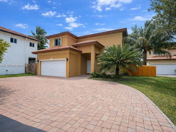 4124 NE 30th St , Homestead, FL 33033