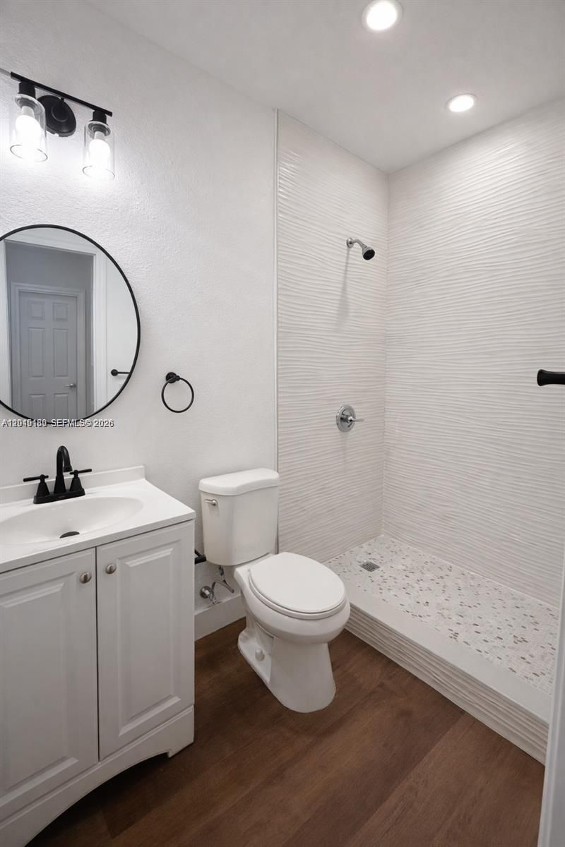 4124 NE 30th St , Homestead, FL 33033 Photo